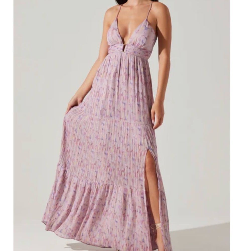 Astr The Label Lavender Floral Maxi Dress